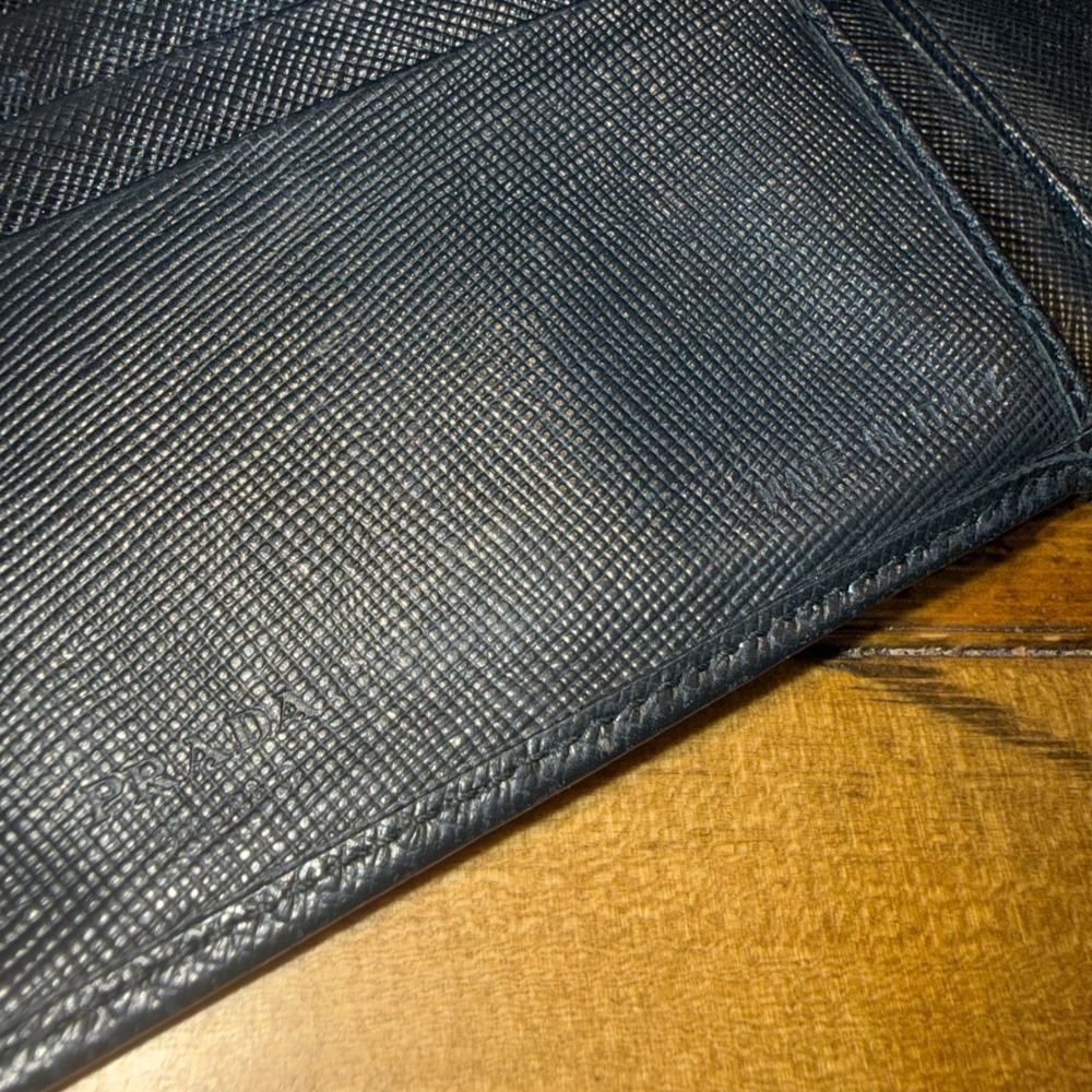 Prada Vintage Black Saffiano Leather Tri-Fold Wallet Triangle Logo Project Piece - Picture 4 of 16
